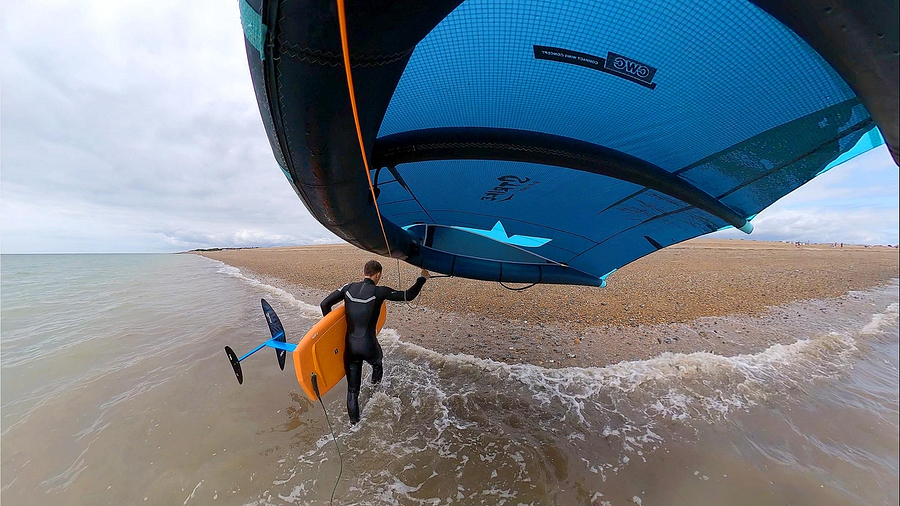 WingSurfWorld Tests the F-One Strike CWC 7 & 8m | Bay Area